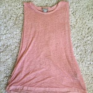 Women’s muscle tank